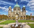 Ο καθεδρικός ναός του Βερολίνου, που χτίστηκε μεταξύ 1894 και 1905 είναι το πιο αντιπροσωπευτικό θρησκευτικό κτίριο στην πόλη του Βερολίνου, Γερμανία